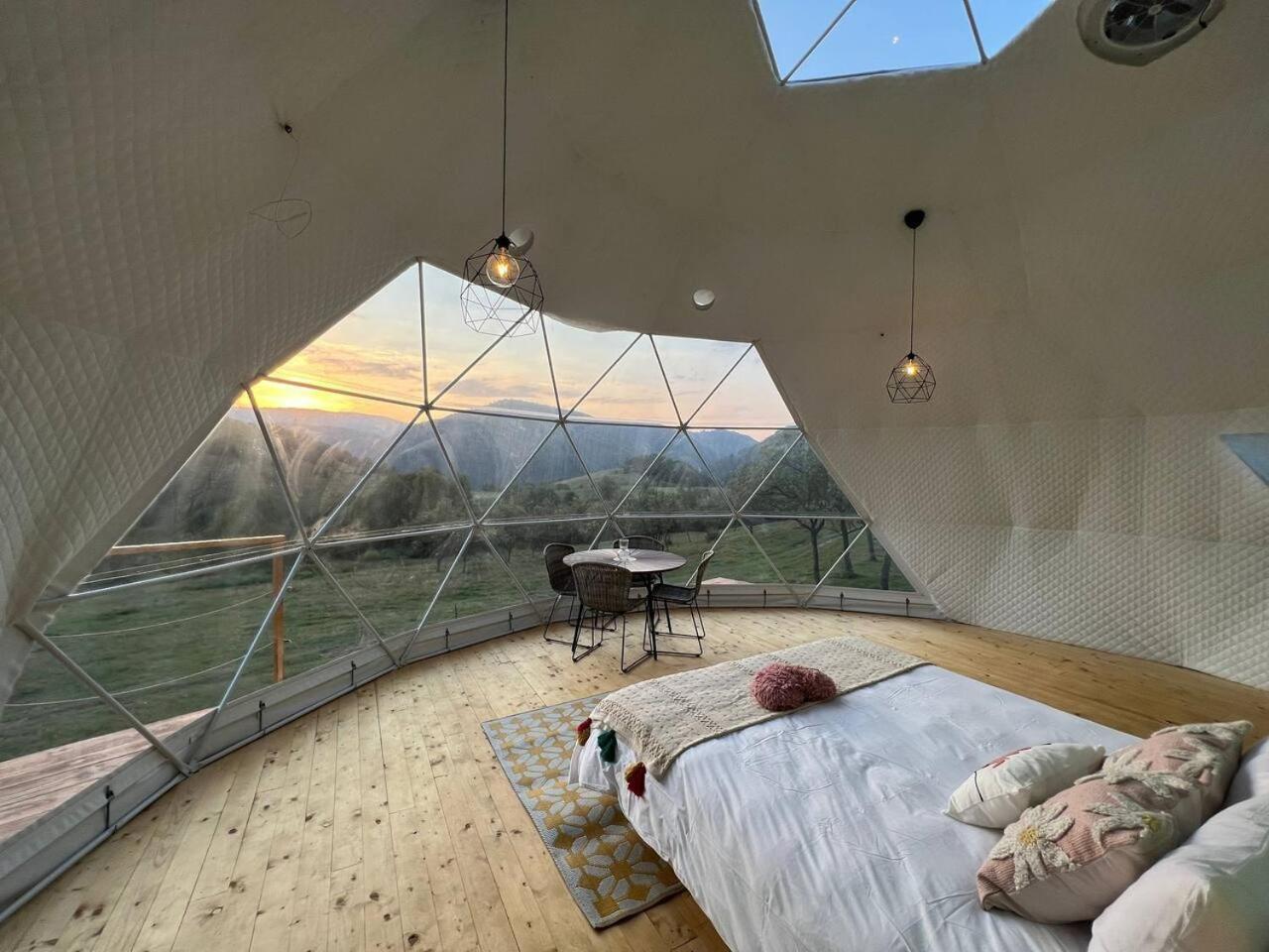 Tranquil Dome - Manta'S Retreat Glamping Cornereva Hotel Buitenkant foto